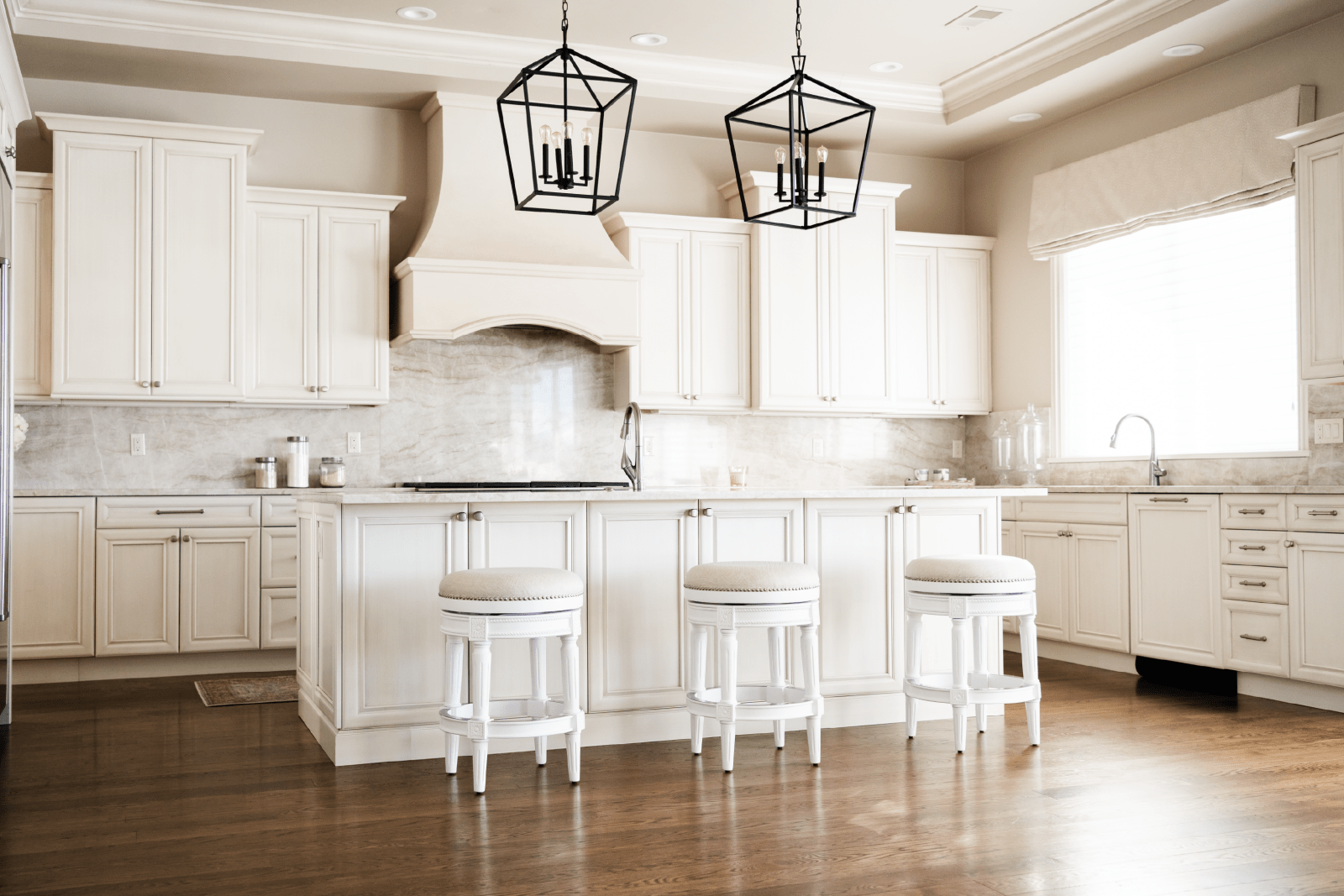 26" Pullman Backless Counter Stool in Alabaster White Finish with Cream Fabric Upholstery in Stools by Maven Lane