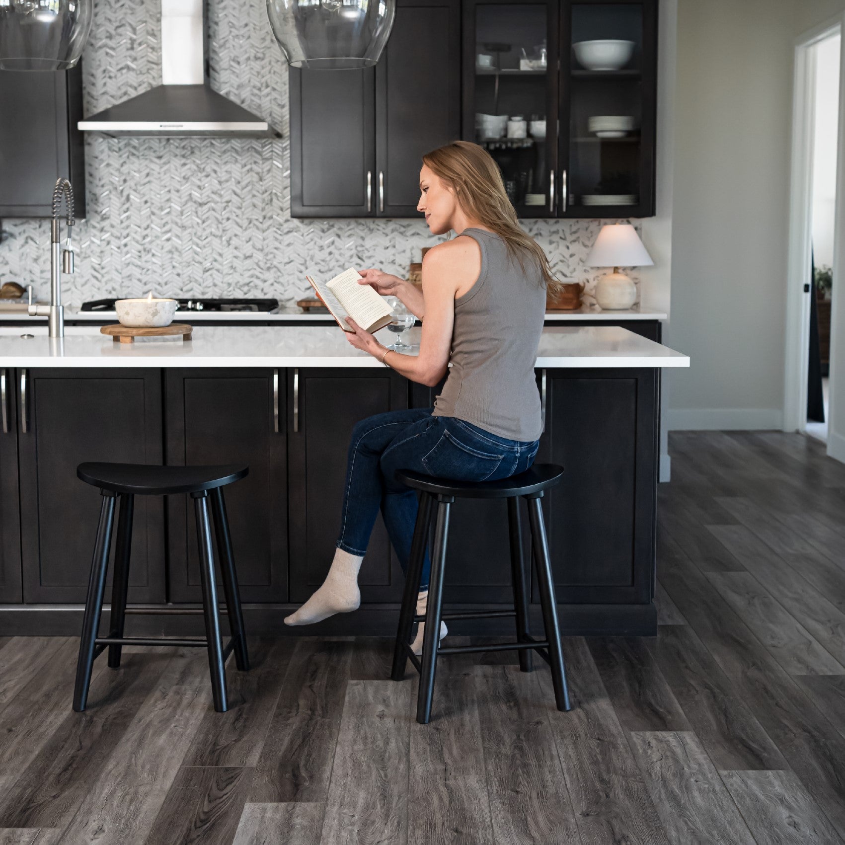 25" Luna Counter Stool in Black Finish