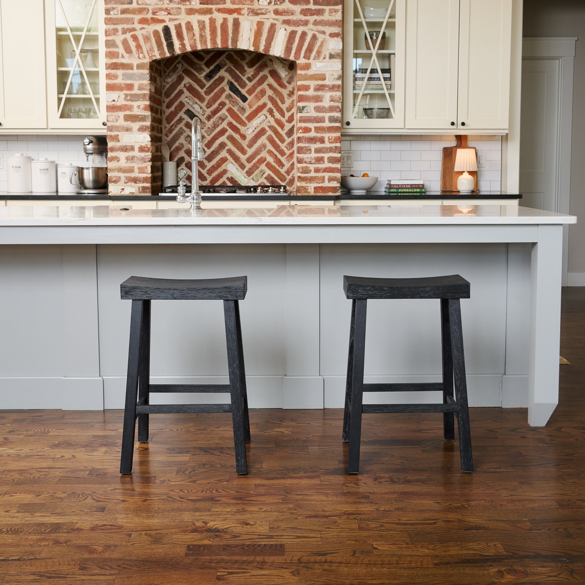 26" Vincent Counter Stool in Black Finish (Set of 4) in Stools by Maven Lane