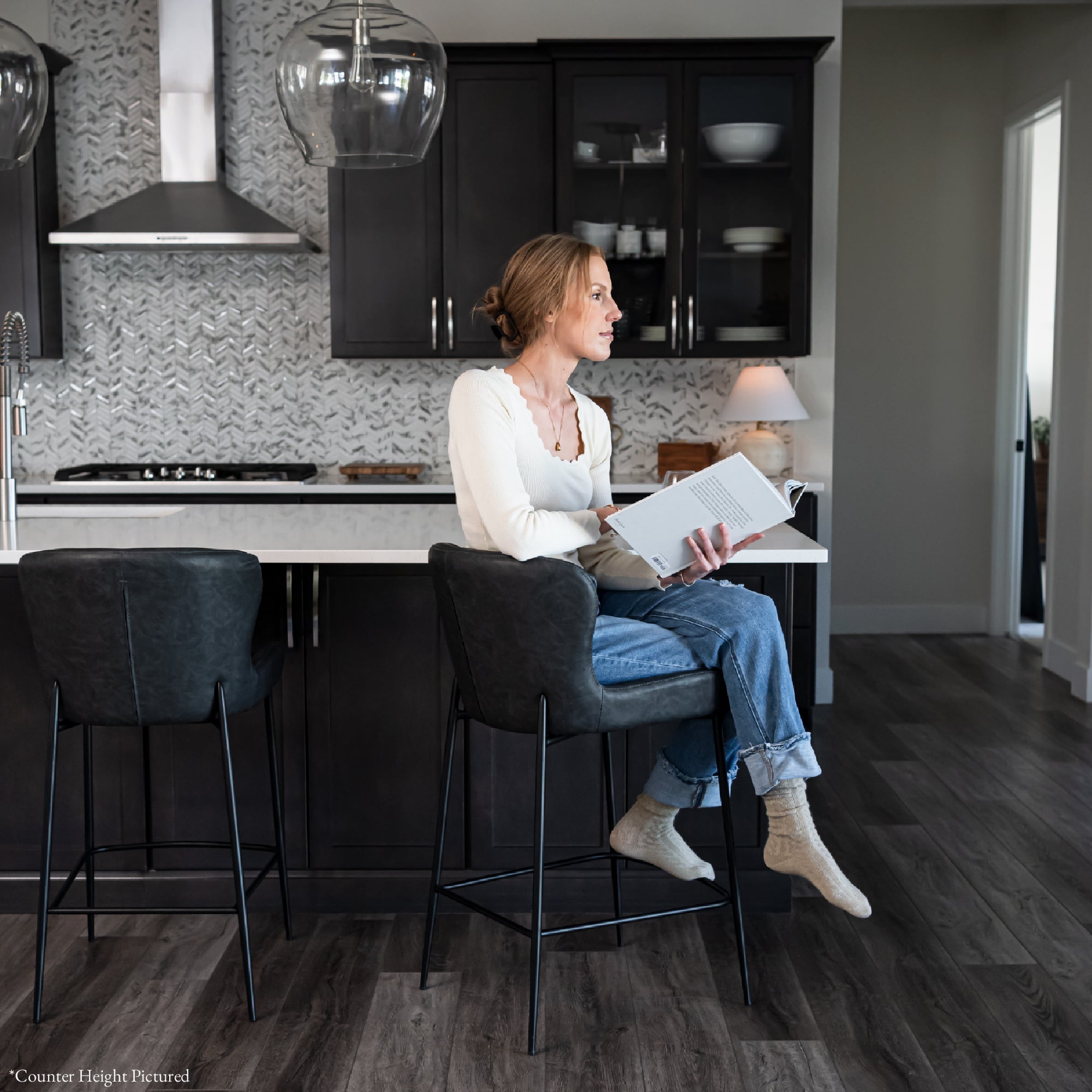 31" Naomi Bar Stool in Black Finish with Dark Grey Faux Leather (Set of 4) in Stools by Maven Lane