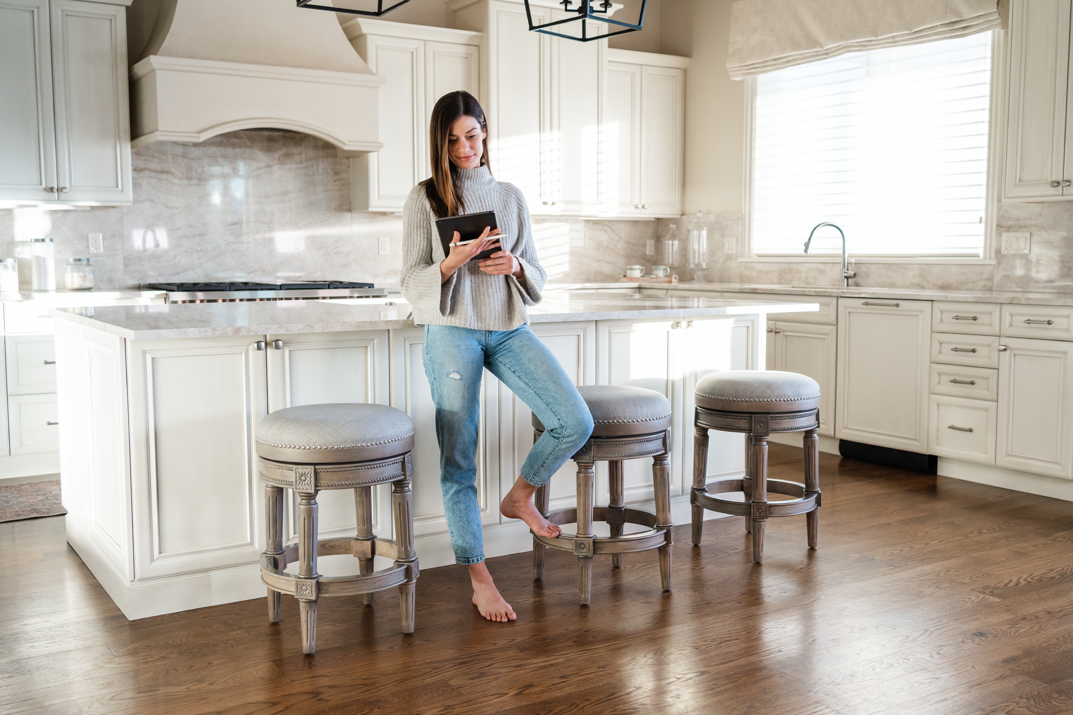 Pullman Backless Swivel Counter Height Kitchen Stool - Reclaimed Oak Finish With Ash Grey Fabric Upholstery in Stools by Maven Lane