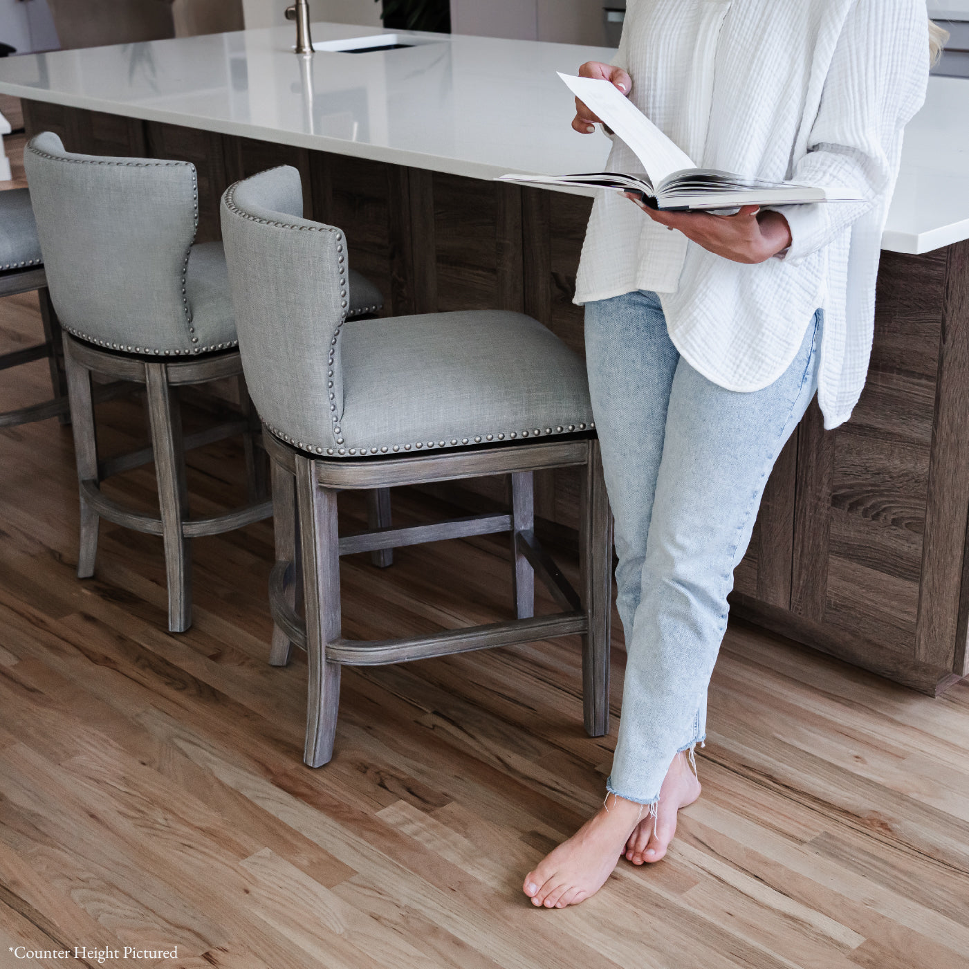 31" Hugo Bar Stool in Grey Finish with Grey Fabric Upholstery in Maven Lane by Maven Lane