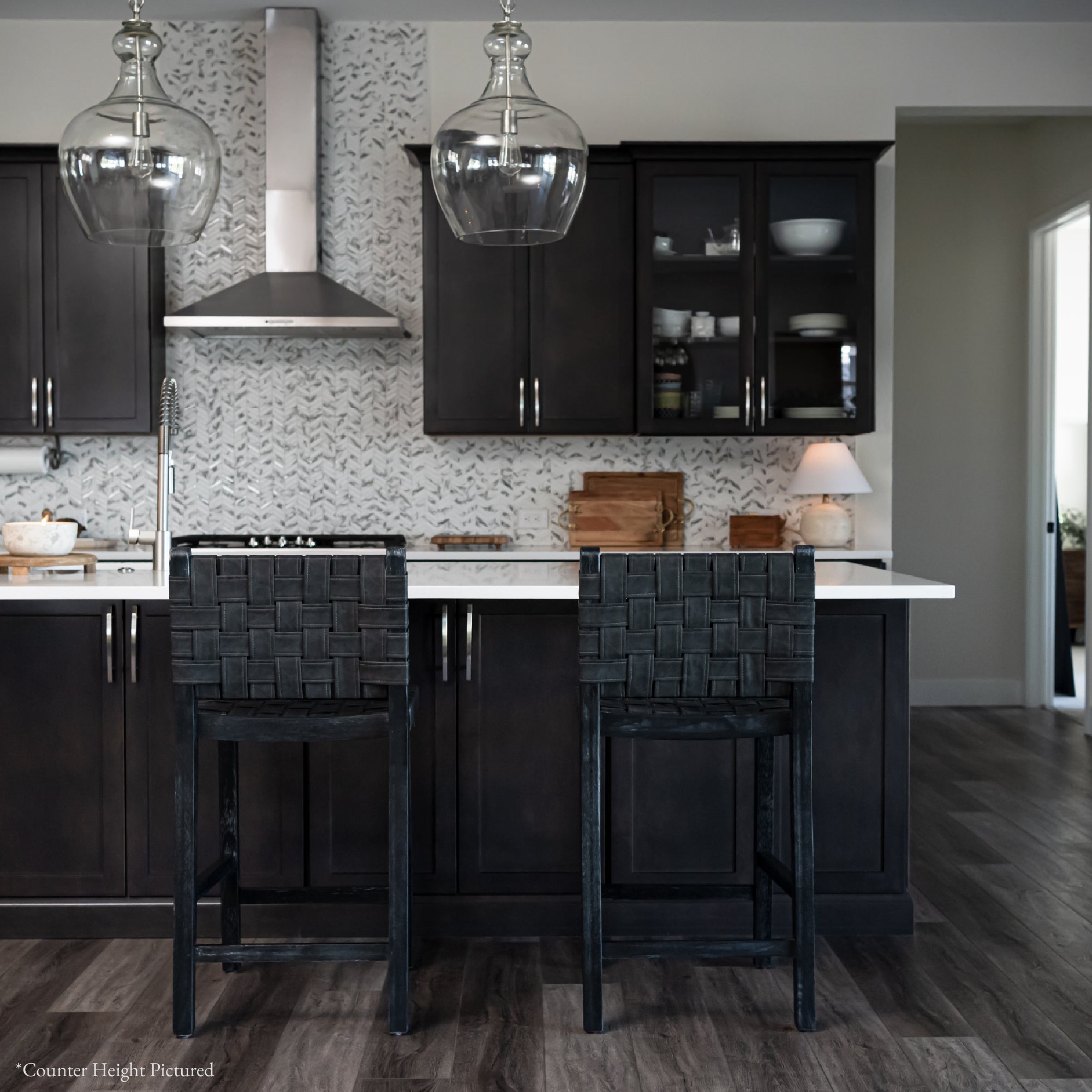 31" Noah Bar Stool In Black Finish & Dark Grey Woven Faux Leather Seat (Set of 4) in Stools by Maven Lane