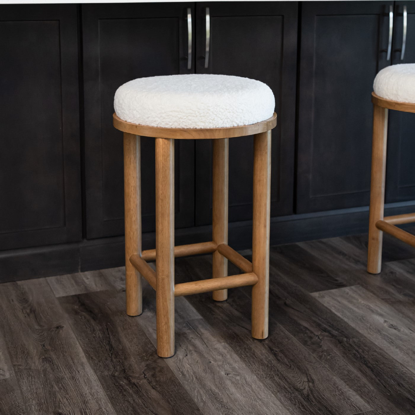 26" Clara Counter Stool in Natural FInish with White Fabric in Stools by Maven Lane