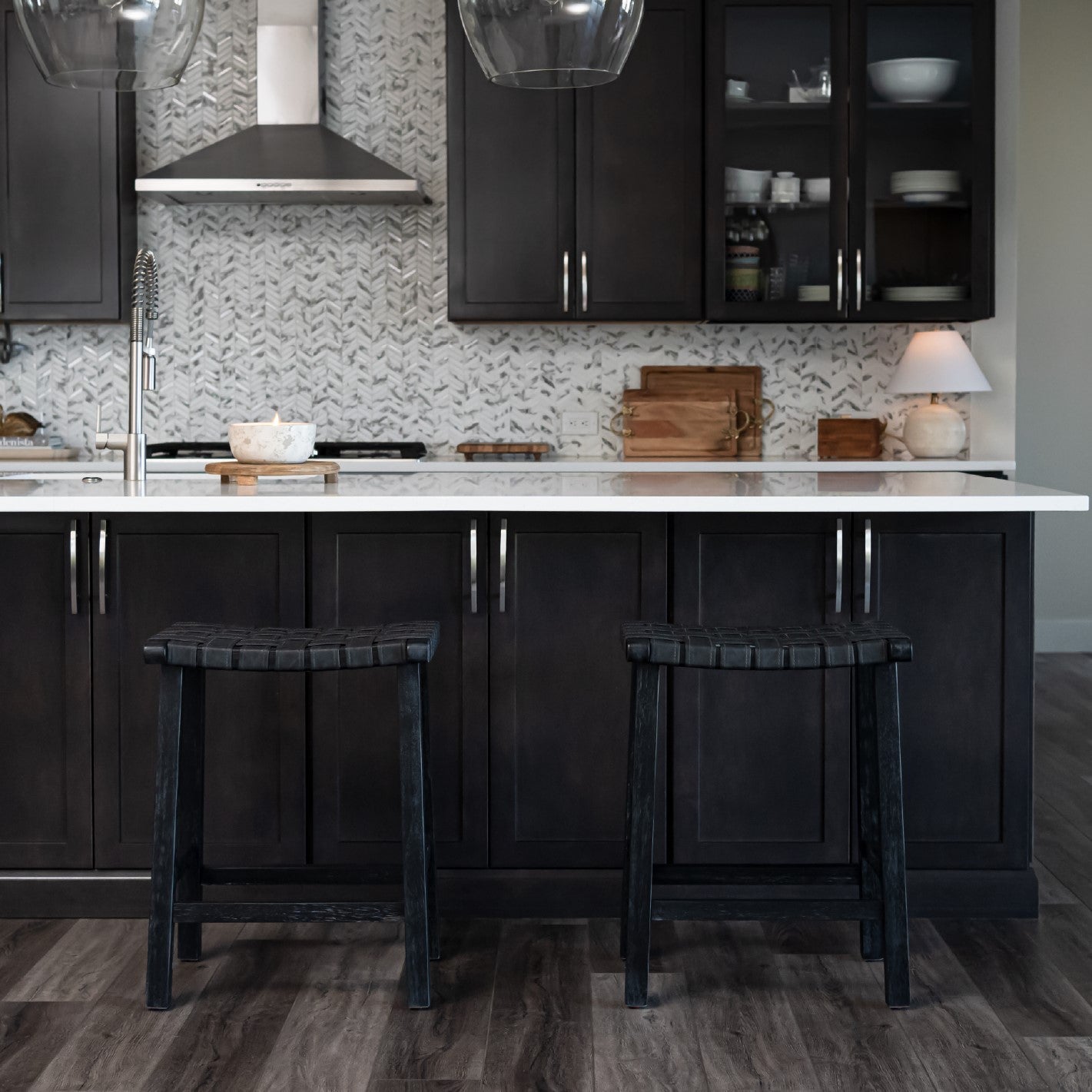 26" Noah Backless Counter Stool In Black Finish & Dark Grey Woven Faux Leather Seat (Set of 4) in Stools by Maven Lane