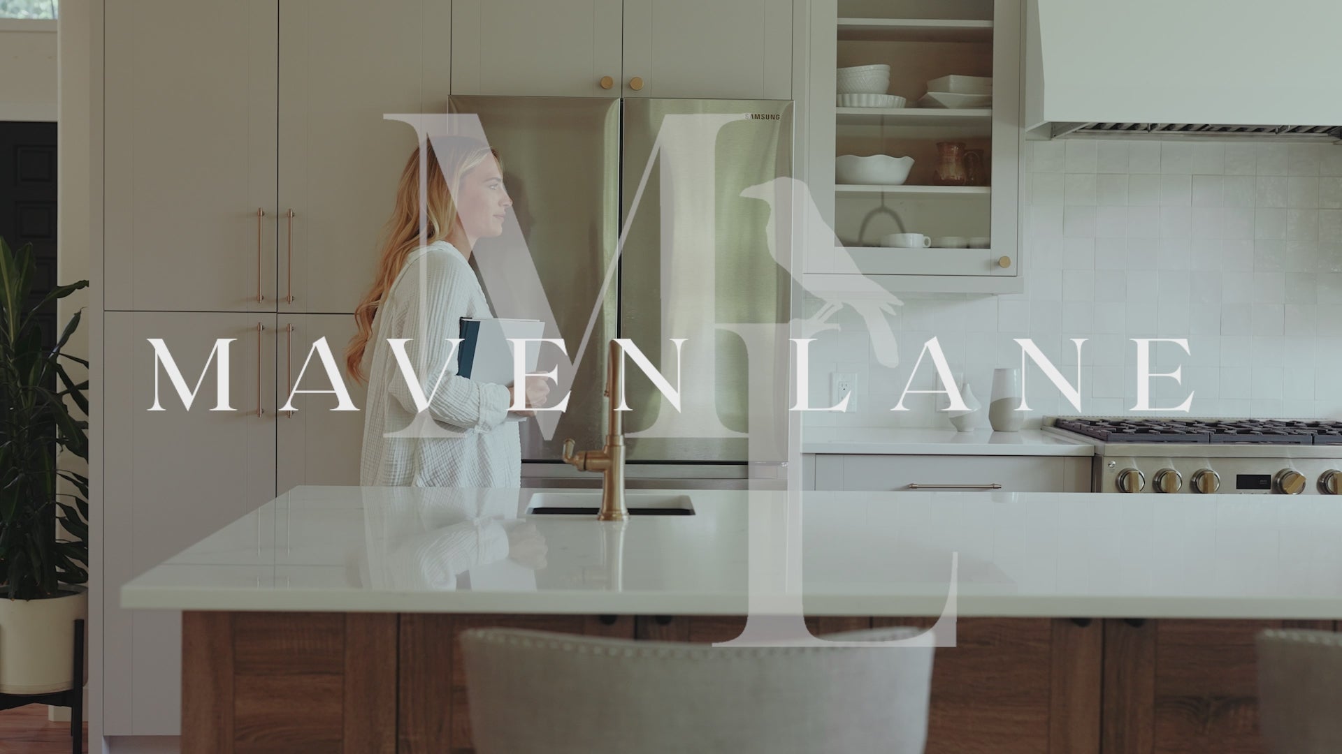 26" Hugo Counter Stool in Grey Finish with Grey Fabric Upholstery in Maven Lane by Maven Lane